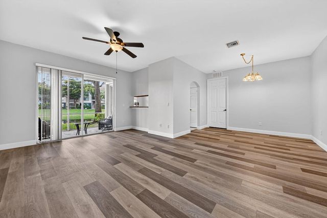 2173 Wingate Bend, Wellington, FL 33414