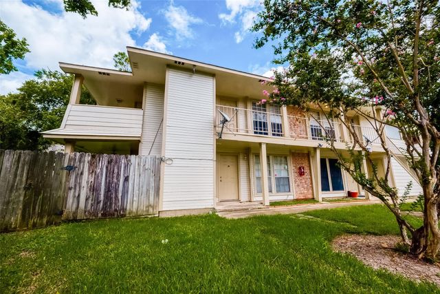 11503 Meadow Lane D, Houston, TX 77477