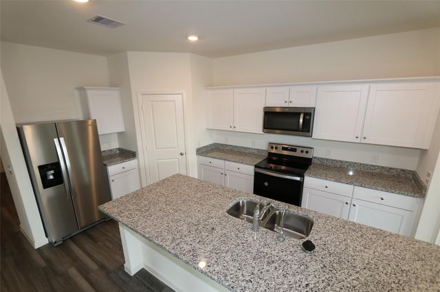 3977 Fringe Tree Ln, Brookshire, TX 77423