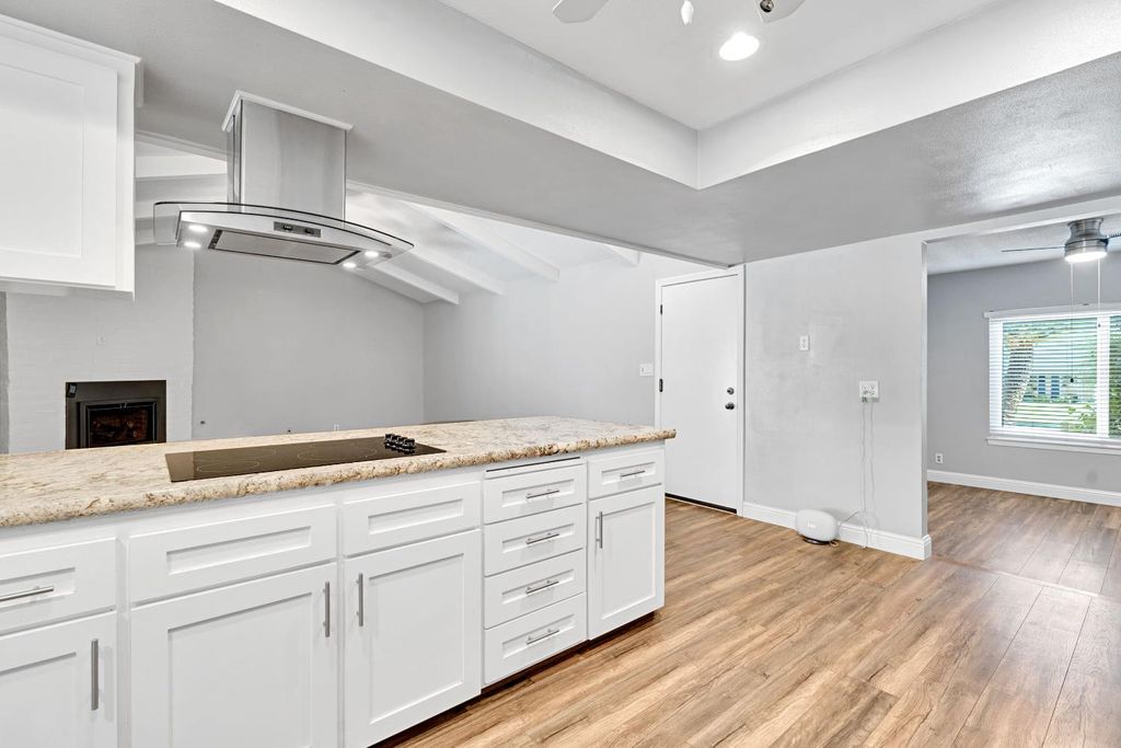 Image 11 of property listing at 6597 N Haslam Avenue, Fresno, CA 93711