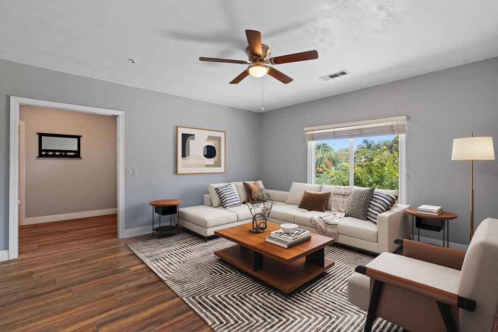 Image 6 of property listing at 6597 N Haslam Avenue, Fresno, CA 93711