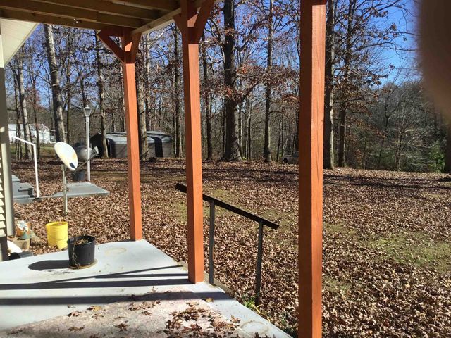 367 CRABTREE RD, Selmer, TN 38375