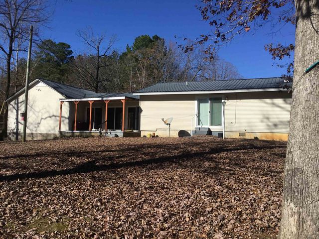 367 CRABTREE RD, Selmer, TN 38375