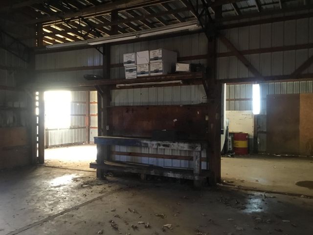 367 CRABTREE RD, Selmer, TN 38375