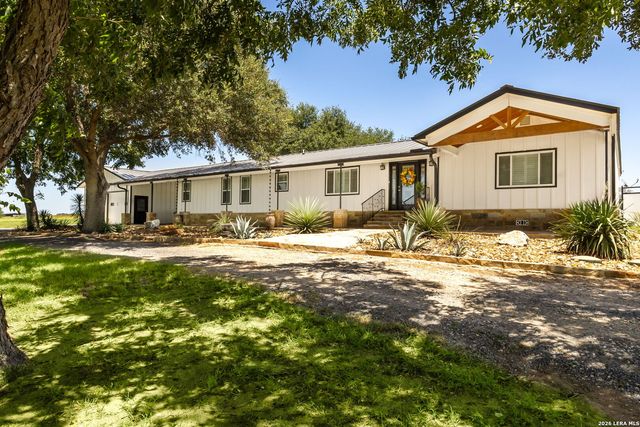 2431 FM 467, Seguin, TX 78155