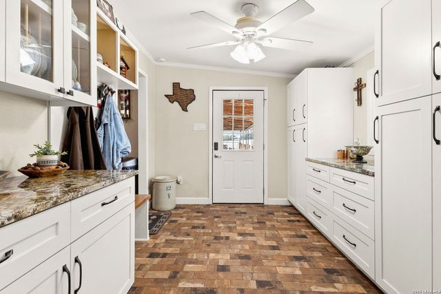 2431 FM 467, Seguin, TX 78155