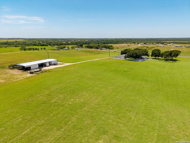 2431 FM 467, Seguin, TX 78155