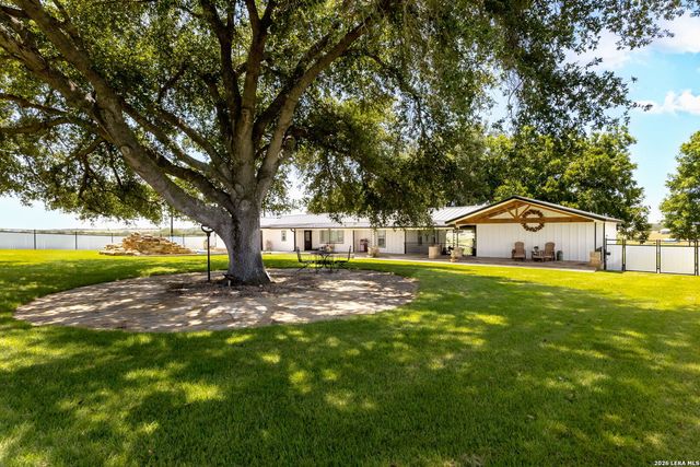 2431 FM 467, Seguin, TX 78155