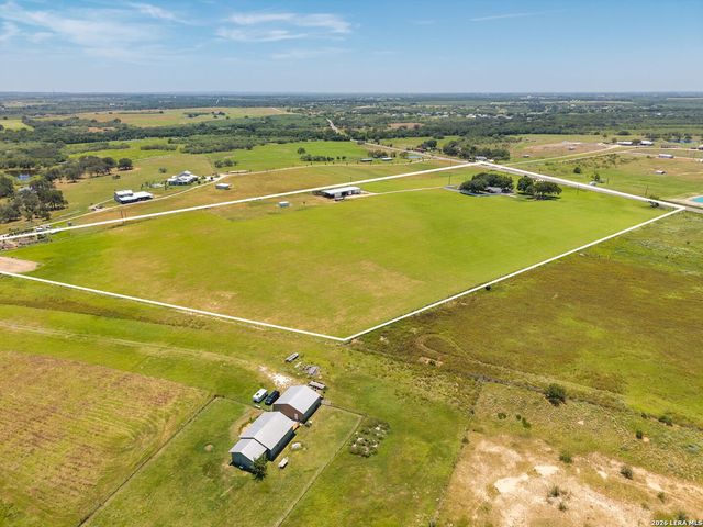 2431 FM 467, Seguin, TX 78155