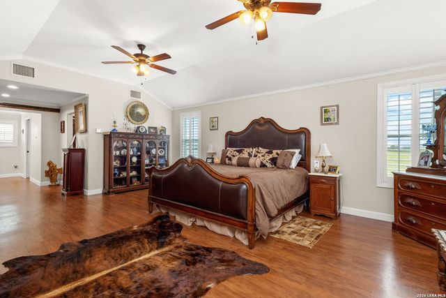 2431 FM 467, Seguin, TX 78155