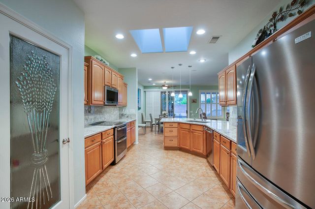 19906 N GOLDEN BARREL Drive, Surprise, AZ 85374