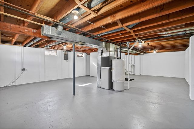 700 Payton Avenue, Des Moines, IA 50315