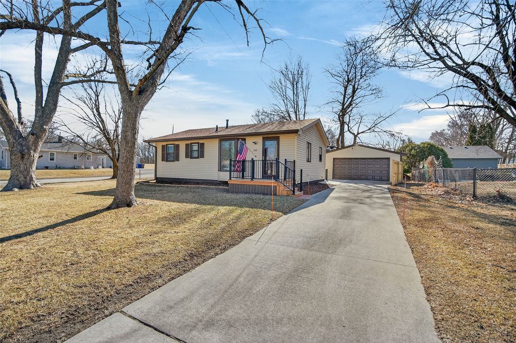 700 Payton Avenue, Des Moines, IA 50315