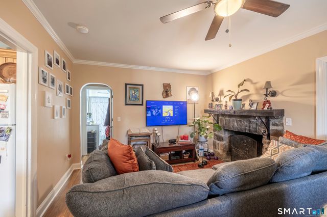 19 Urban Street, New Canaan, CT 06840