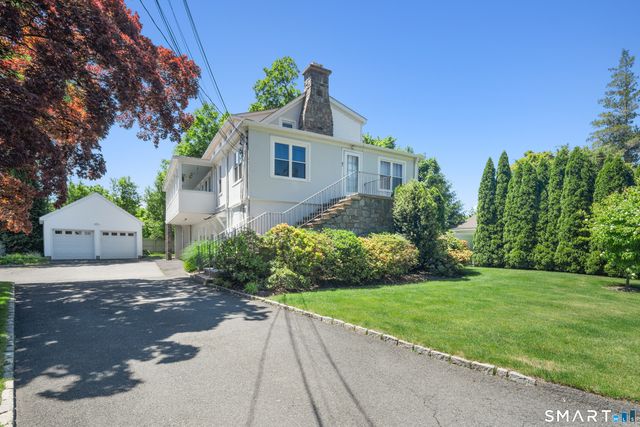19 Urban Street, New Canaan, CT 06840