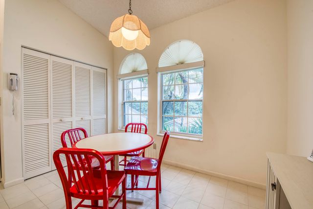 405 Ryder Cup Circle, Palm Beach Gardens, FL 33418