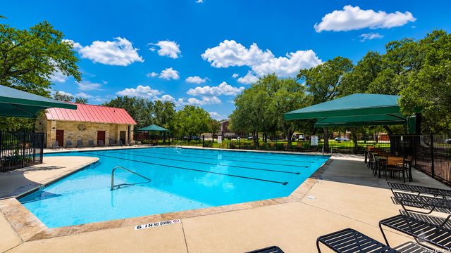 10223 Huisache Fld, Helotes, TX 78023