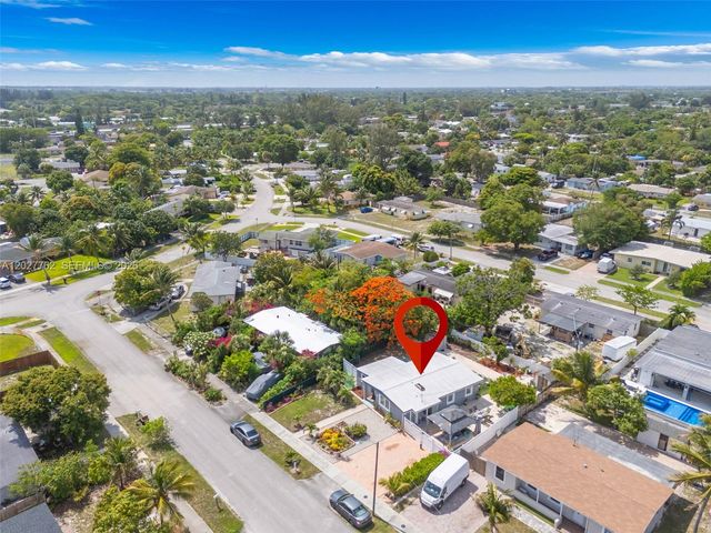 255 NE 41st Ct, Deerfield Beach, FL 33064