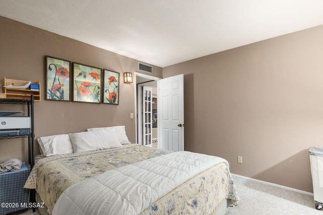 7351 E Sabino Vista Drive, Tucson, AZ 85750