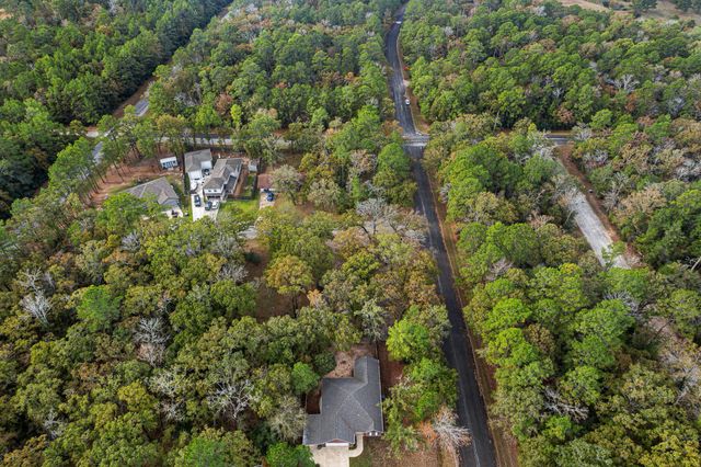 28700 Gumwood Court, Huntsville, TX 77320