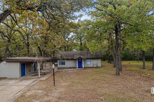28700 Gumwood Court, Huntsville, TX 77320