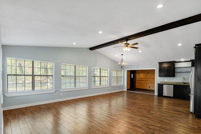 28700 Gumwood Court, Huntsville, TX 77320