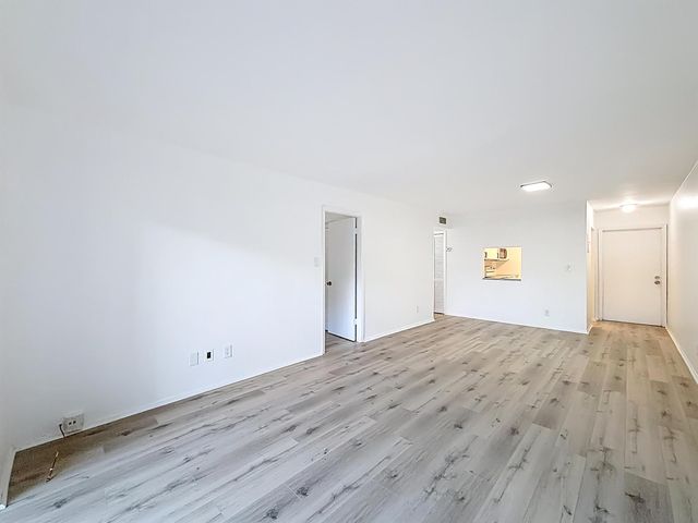 961 NW 45th Street 3, Deerfield Beach, FL 33064