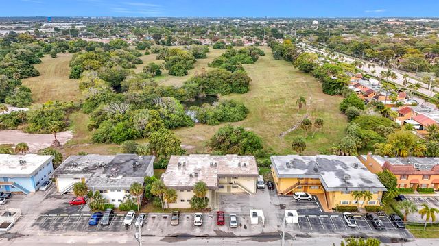 961 NW 45th Street 3, Deerfield Beach, FL 33064