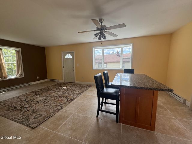 401 Stanford Avenue, Niskayuna, NY 12304