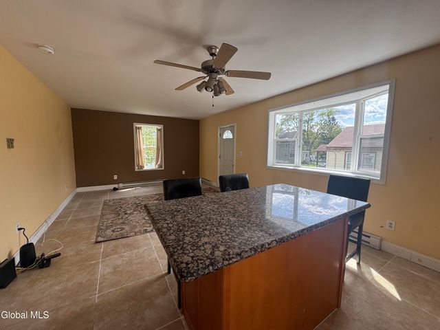 401 Stanford Avenue, Niskayuna, NY 12304