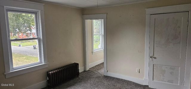 401 Stanford Avenue, Niskayuna, NY 12304