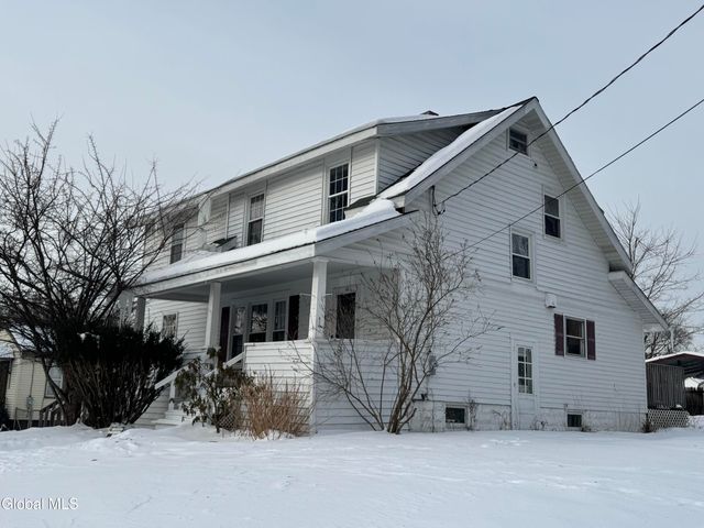 401 Stanford Avenue, Niskayuna, NY 12304