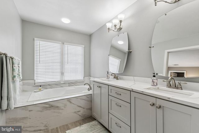 12230 SCONES HILL CT, Bristow, VA 20136