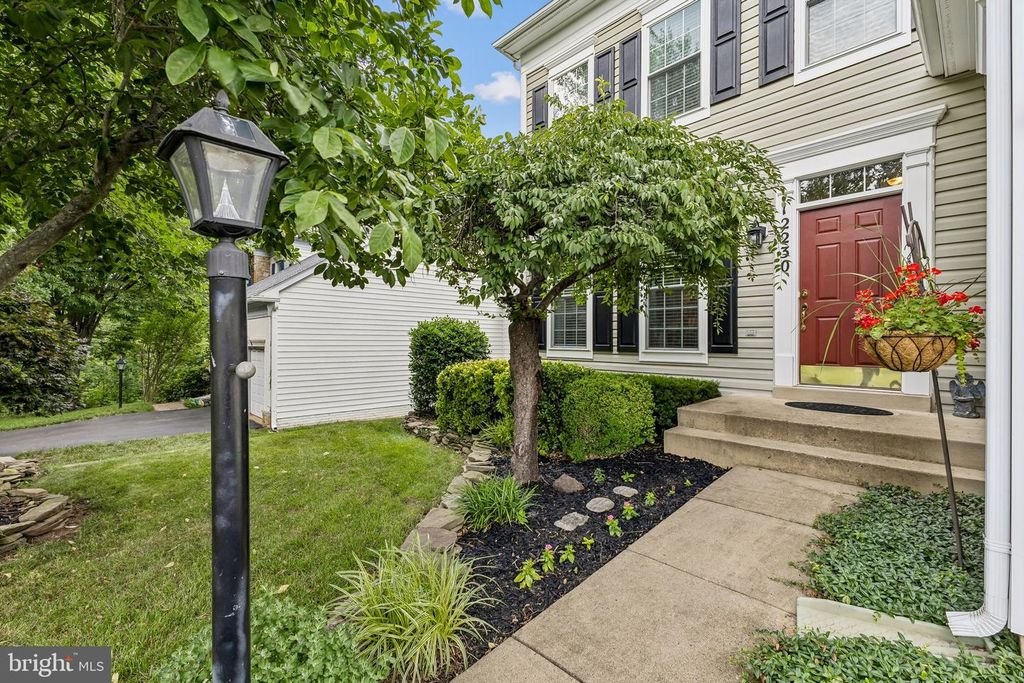 12230 SCONES HILL CT, Bristow, VA 20136