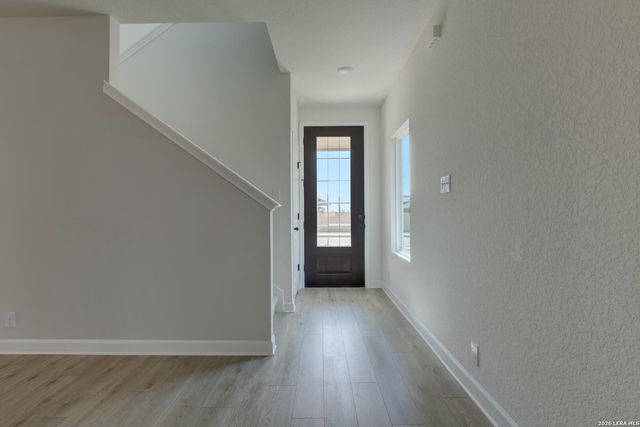 124 Peeps Ct., Adkins, TX 78101