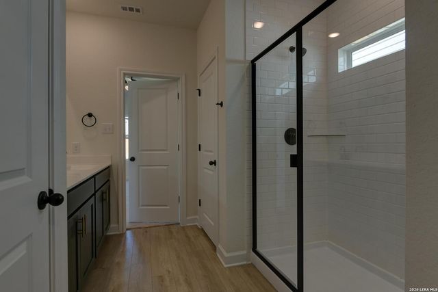 124 Peeps Ct., Adkins, TX 78101