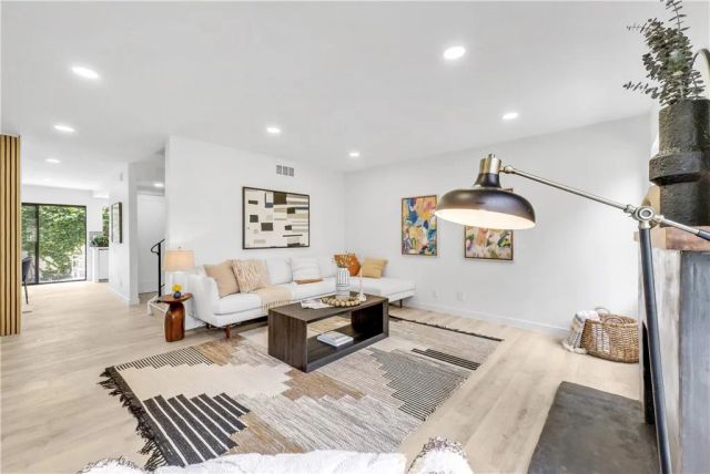 27925 Ridgebluff Court, Rancho Palos Verdes, CA 90275