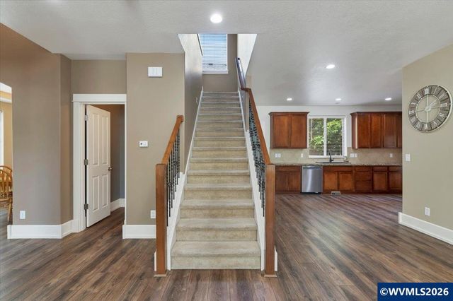 340 Flying Eagle St NW, Salem, OR 97304