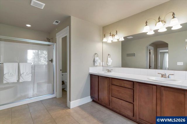 340 Flying Eagle St NW, Salem, OR 97304