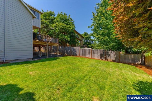 340 Flying Eagle St NW, Salem, OR 97304