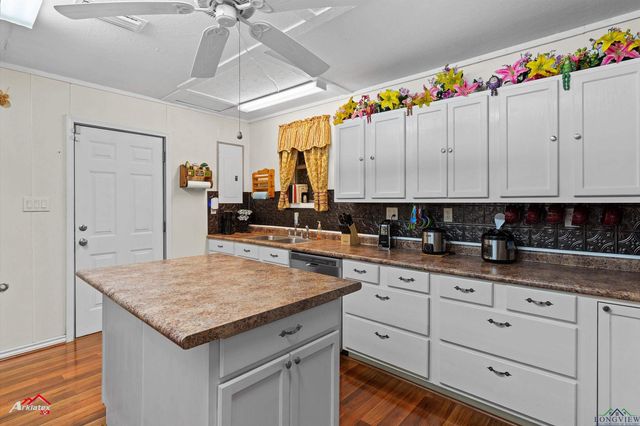 10354 E FM 1798, Henderson, TX 75654