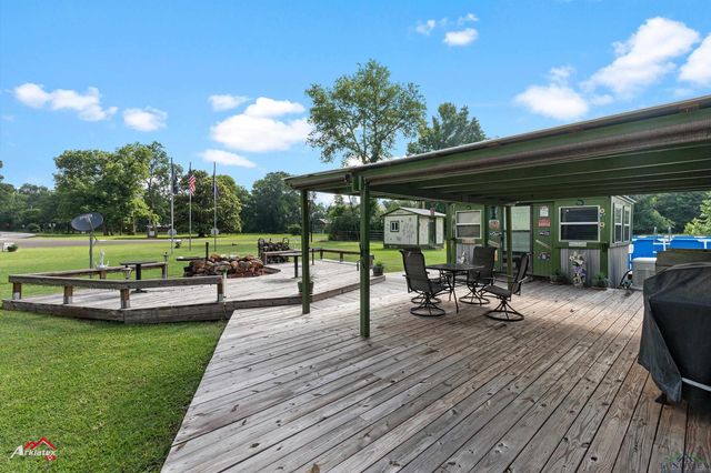 10354 E FM 1798, Henderson, TX 75654