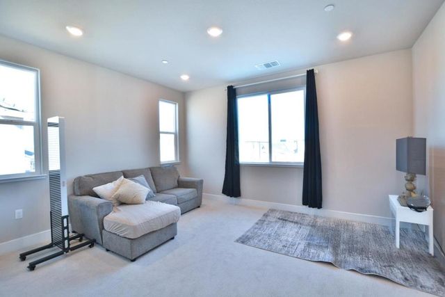 809 Big Range Way, Rocklin, CA 95765