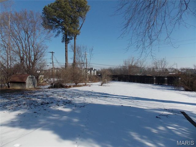 320 View Point Lane, Lake St Louis, MO 63367