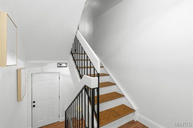 6318 Sprig Oak Court, St Louis, MO 63128