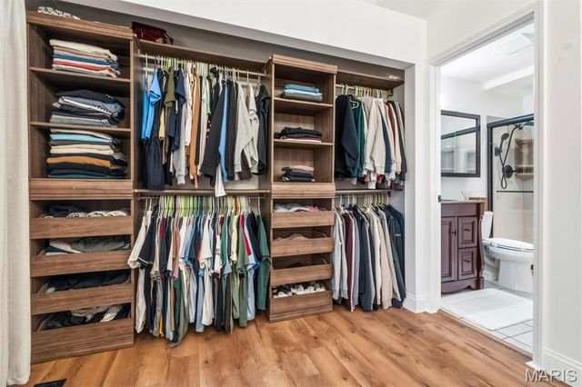 6318 Sprig Oak Court, St Louis, MO 63128