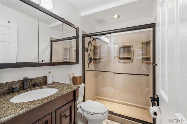 6318 Sprig Oak Court, St Louis, MO 63128