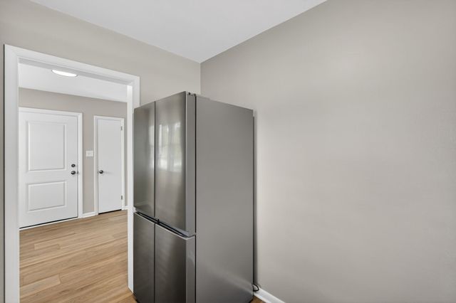 1721 Woodland Avenue, West Des Moines, IA 50265
