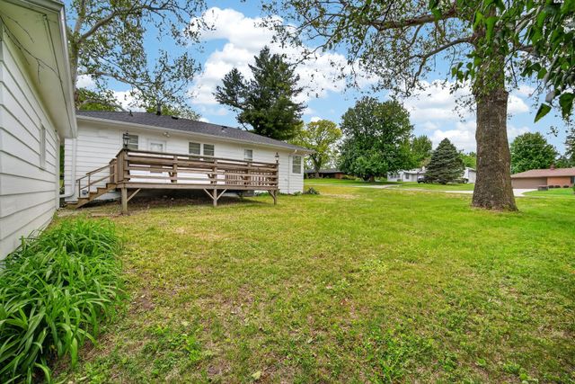 1721 Woodland Avenue, West Des Moines, IA 50265