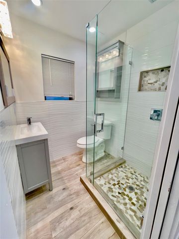 1614 NE 7TH ST, Fort Lauderdale, FL 33304